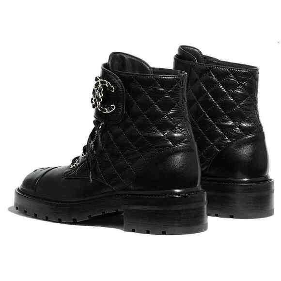 Chanel 21A Black Quilted Gold CC Chain Combat Lace Up Tie Ankle Short Boots 41 - Picture 9 of 12